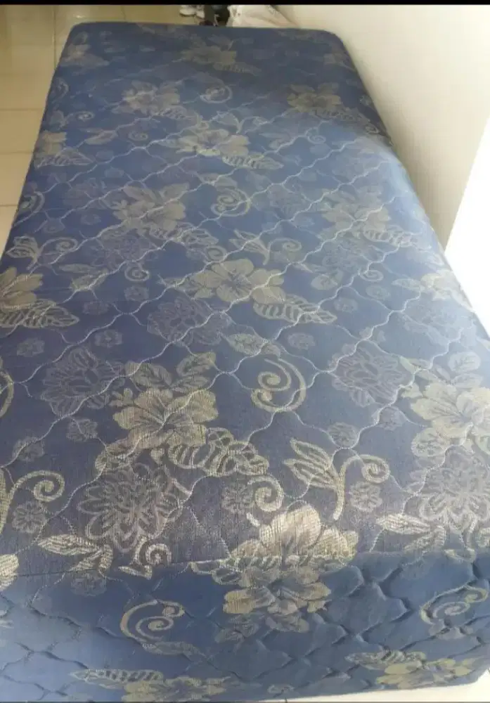 Kasur single bed