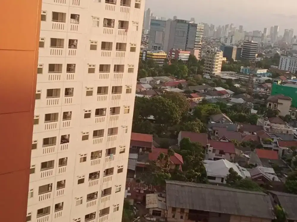 APARTEMEN GREEN PRAMUKA CITY 2 KAMAR UNFURNISH UNIT BARU BELUM PERNAH DI TEMPATI TOWER ORCHID ATAS MALL