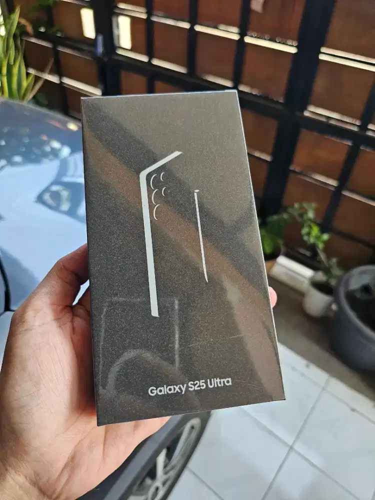 Samsung Galaxy S25 Ultra 12/512 BNIB NEW RESMI