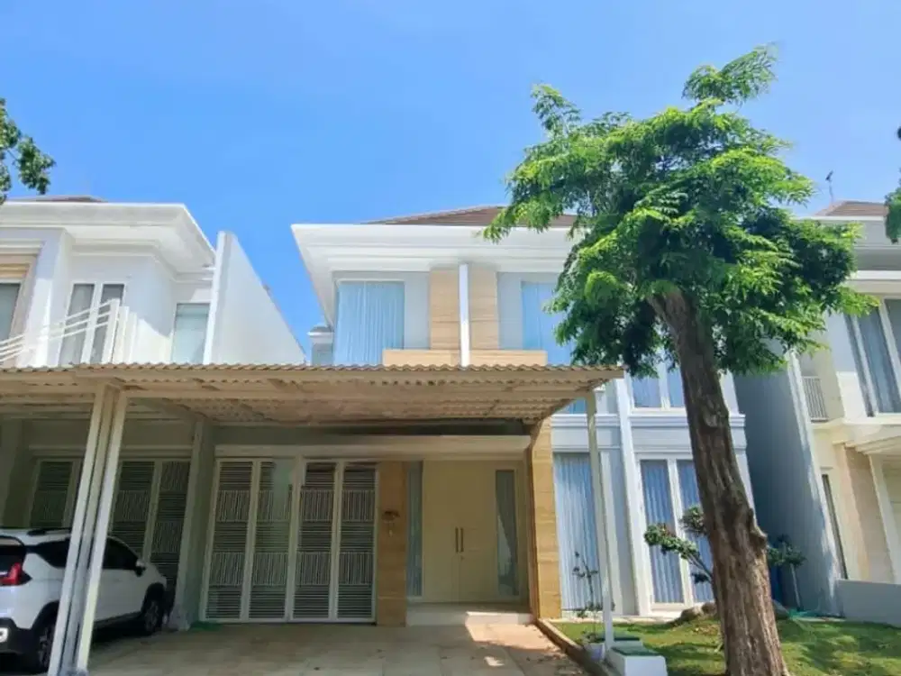 Rumah Pakuwon City Windsor Hill Dekat Club House Premium