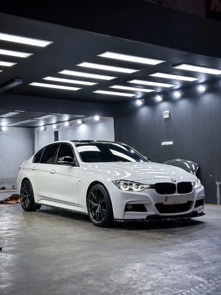 BMW 320I F30 2016 LCI