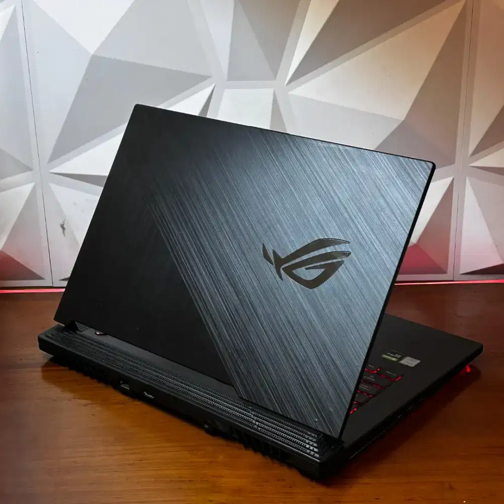 ROG STRIX G531G Core i5-9300H RAM 8GB SSD 512GB