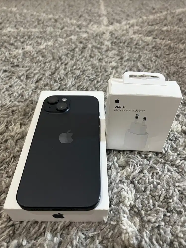 Iphone 15 128 ibox garansi panjang