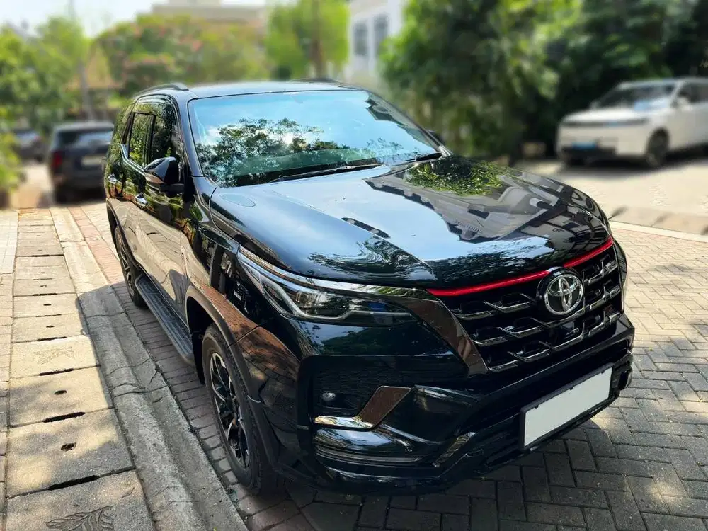 DIJUAL TOYOTA FORTUNER DIESEL TRD SPORTIVO AT 2021
