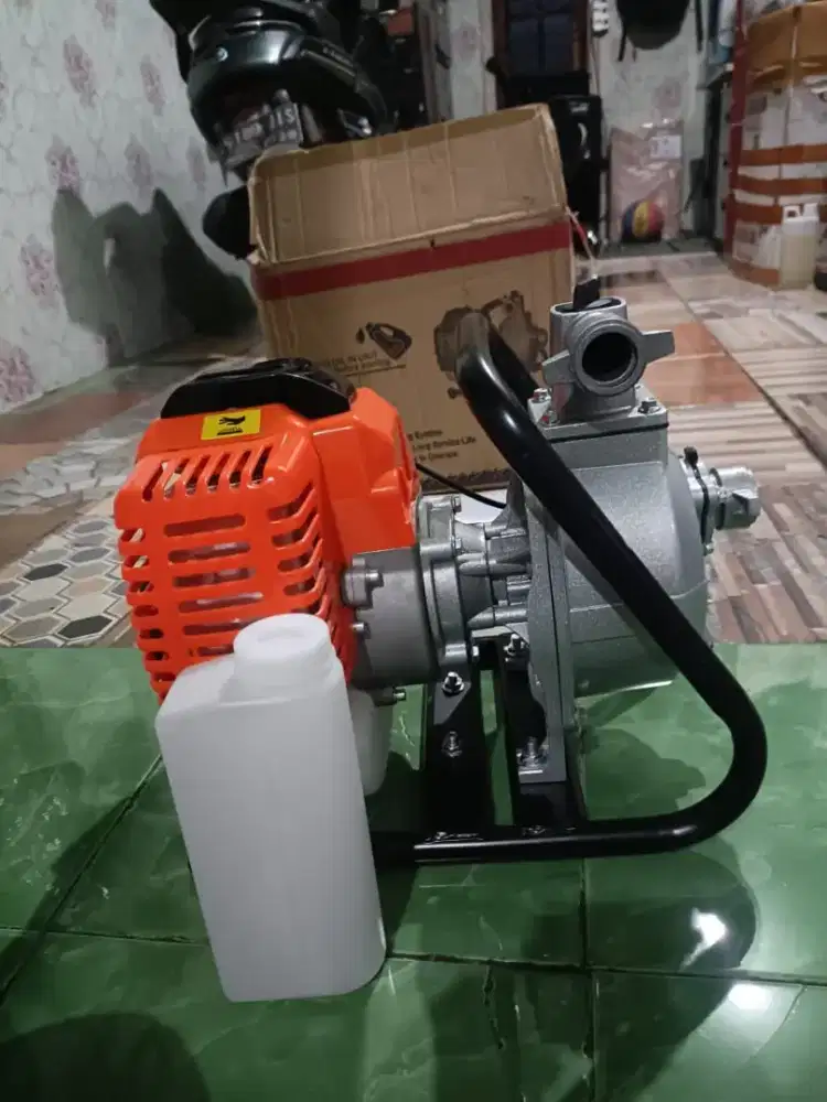 Jual butuh pompo air bensin 1 inch buat untuk irigasi siram