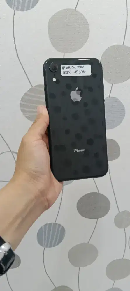 iPhone XR 64GB iBox