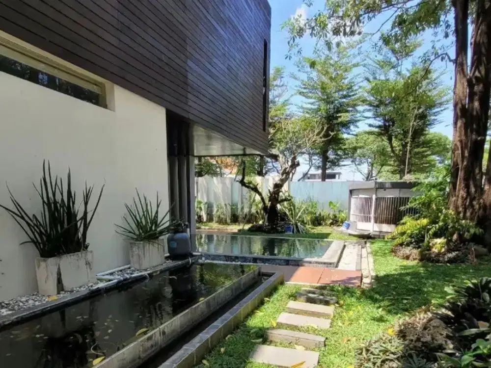 RUMAH BUKIT GOLF CITRALAND• Swimming Pool • Entertaiment Room • Garasi 6mobil • Carpot 4mobil