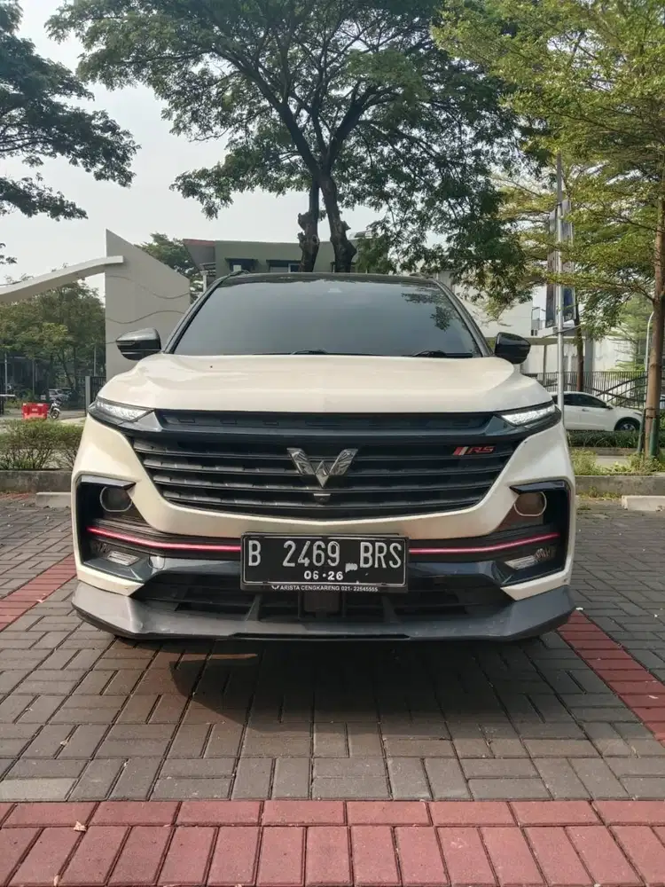 WULING ALMAZ 1.5 LT LUX