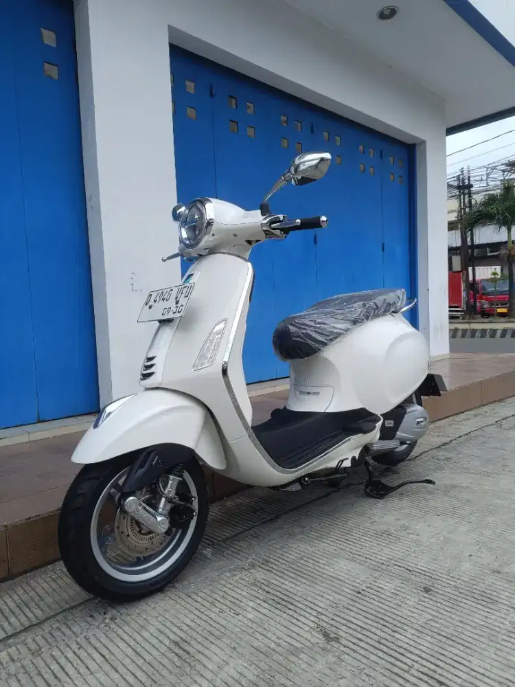 Vespa Primavera 150 ABS 2025 istimewa