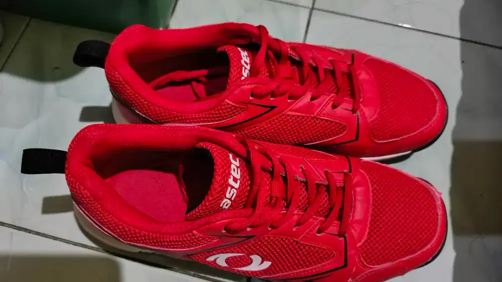 Jual Murah Sepatu Badminton sz 43