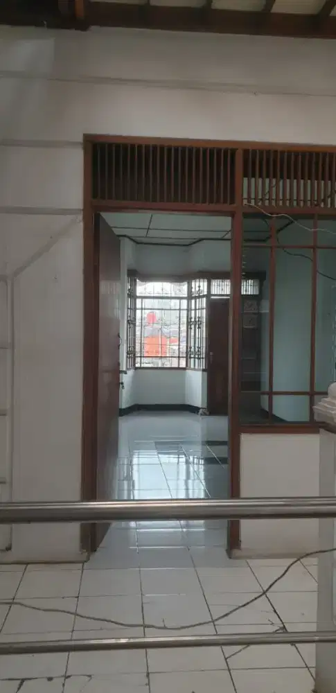 Rumah 2 Lantai Jalan Utama Cocok Untuk Usaha Kuliner, TCI