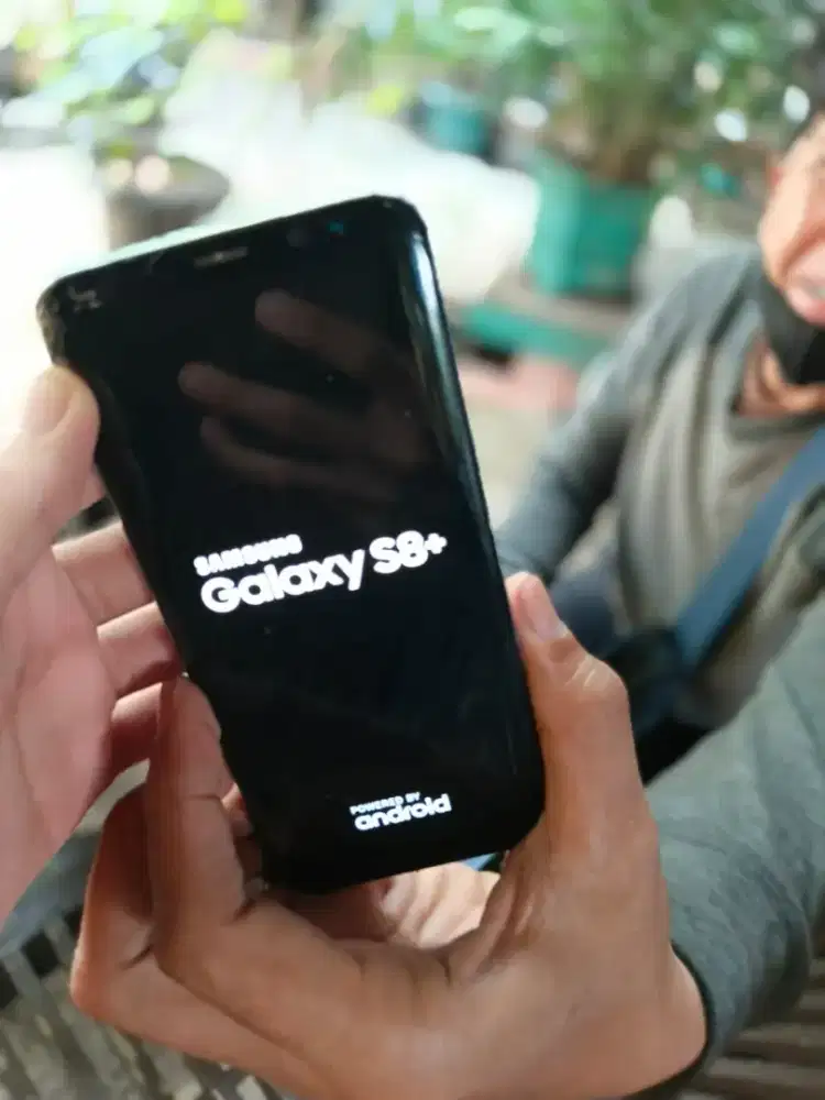 Jual Cepat Handphone Samsung 8 plus normal