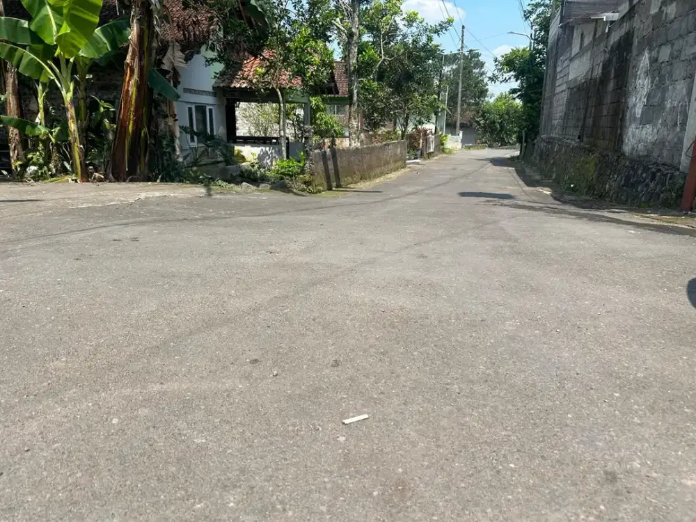 Murah di dekat kampus UII Jogja, kawasan asri legalitas aman