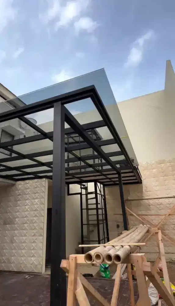 Kanopi atap kaca