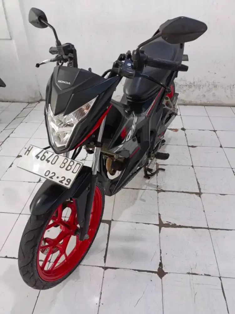 Sonic 2019 hitam