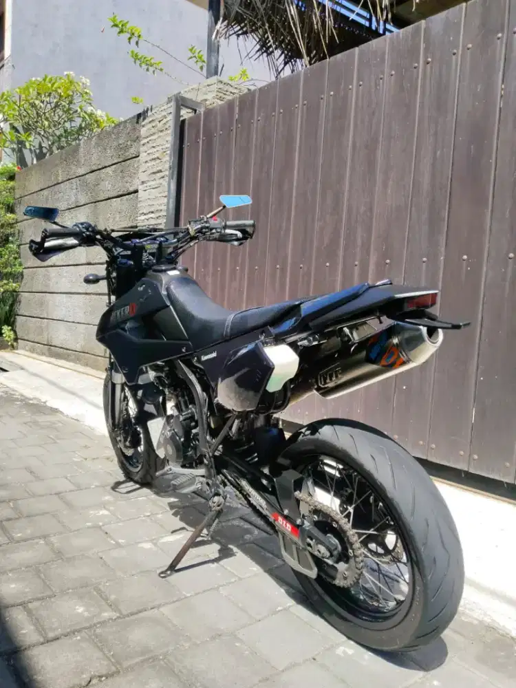 Kawasaki D treaker 250 thn 2023 cash. Bali dharma motor