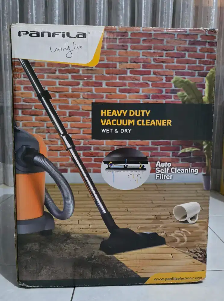 Panfila vacuum cleaner