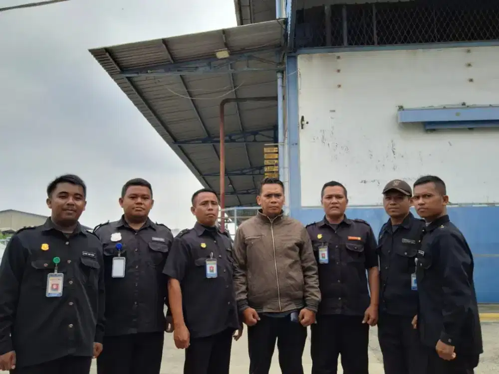 LOKER SECURITY PRIA