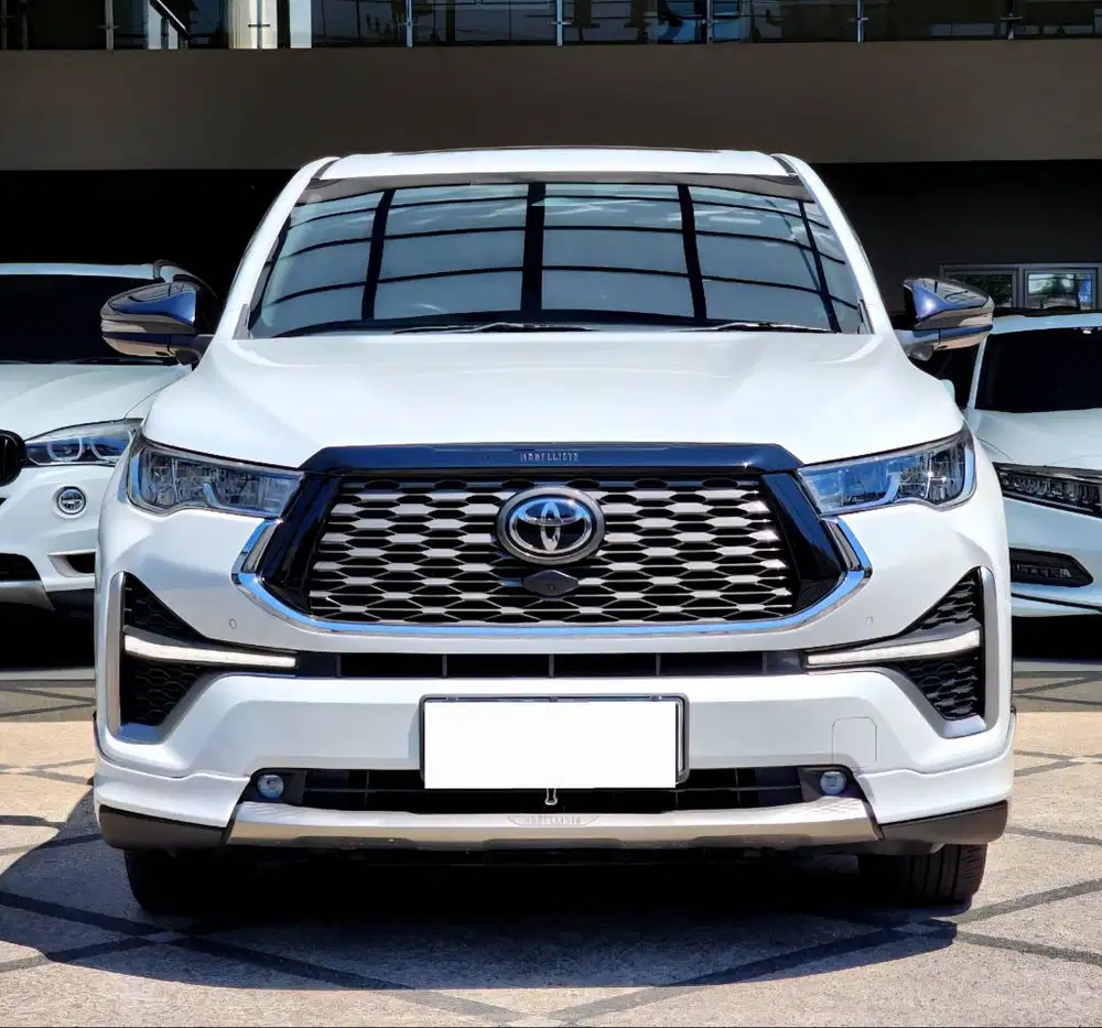 TOYOTA KIJANG INNOVA ZENIX Q HYBRID TSS MODELLISTA 2022 PMK 2023 PUTIH