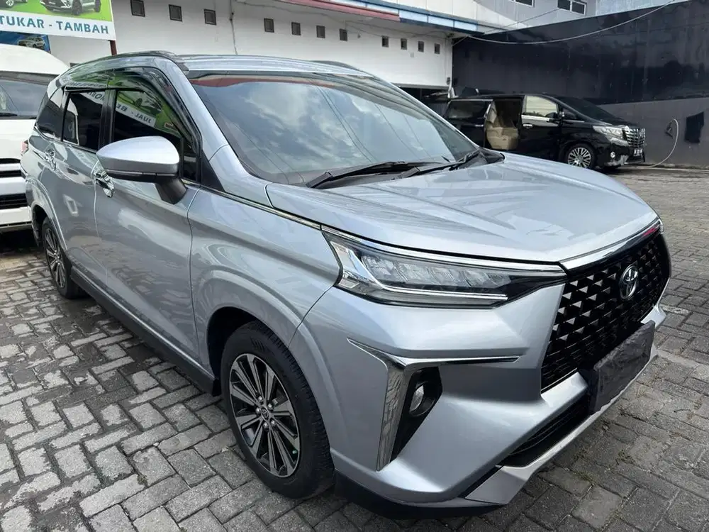 Avanza 1.5 G Manual 2022 Silver