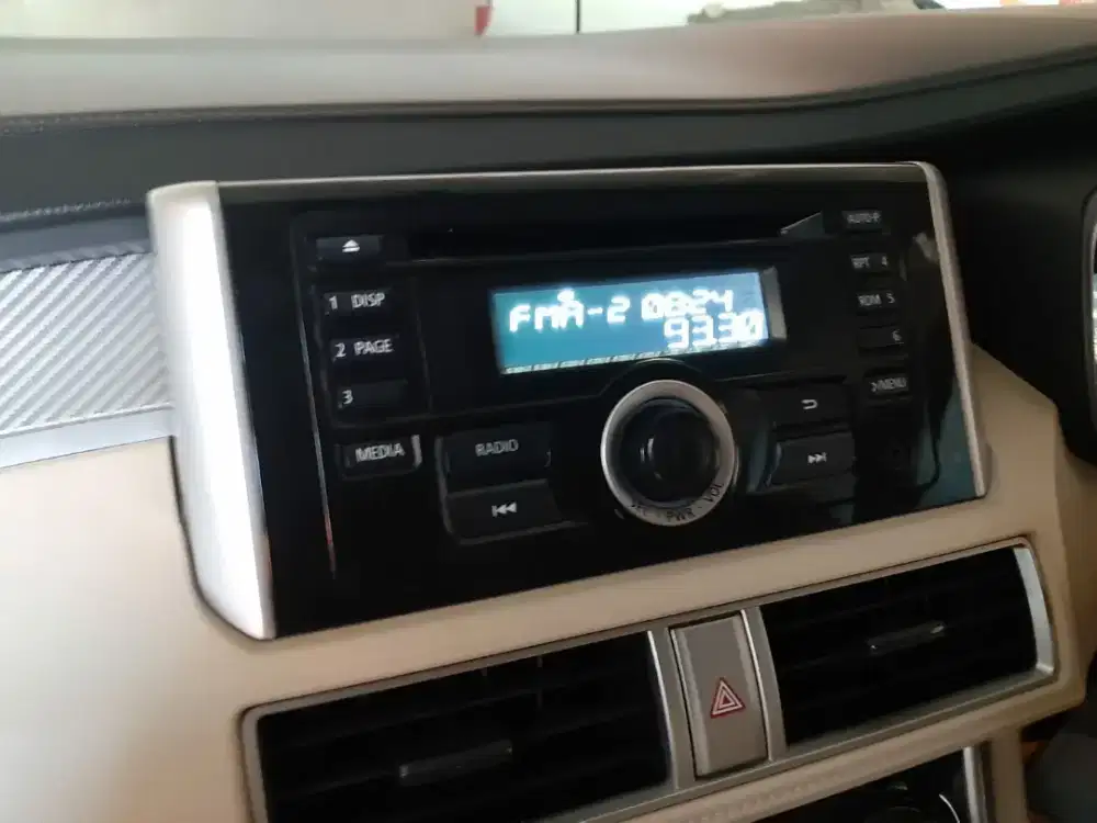 Tape HU xpander sport . Hu original .Bawaan Mobil New headunit xpander