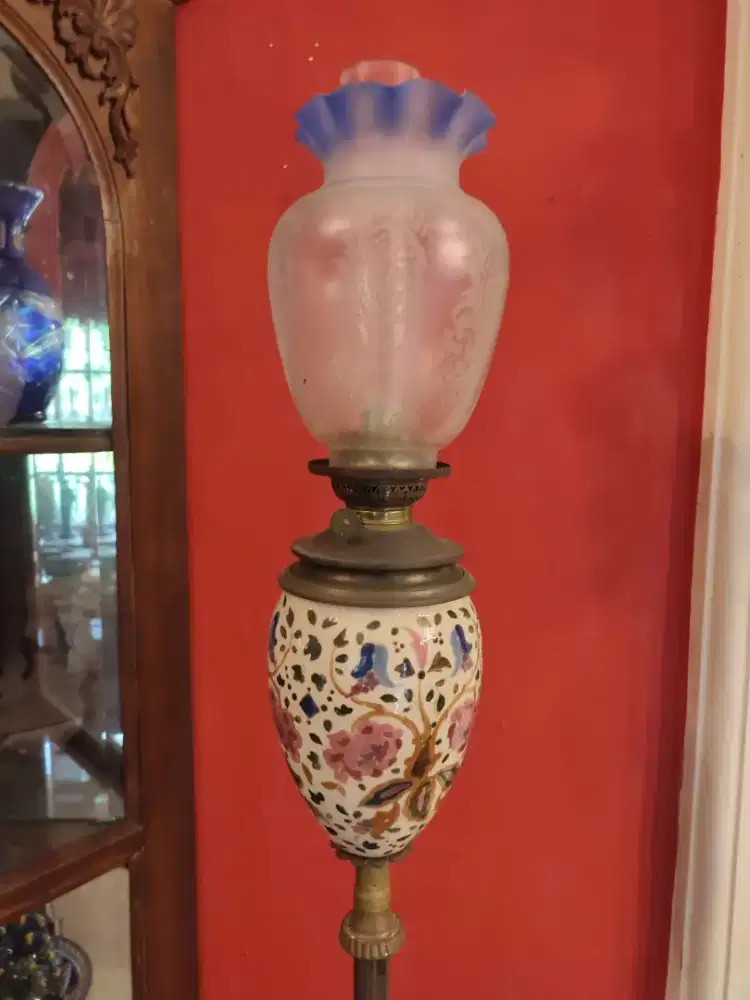 Koleksi lampu HB X