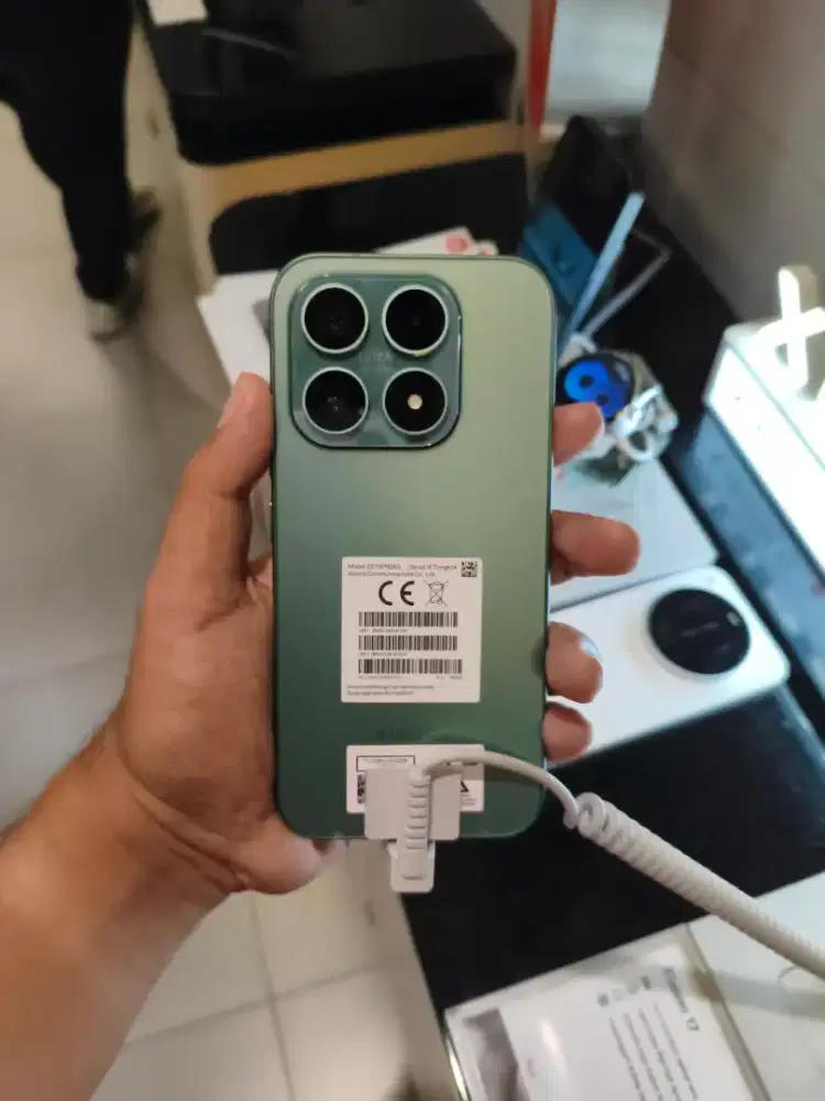 [Bunga Bisa 0%] Xiaomi 17, Gratis Hingga 2x Cicilan