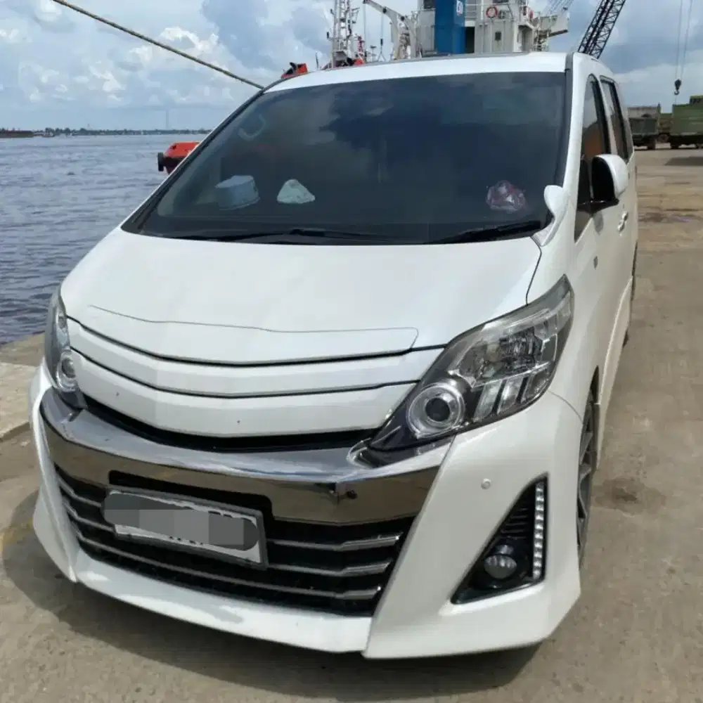 Dijual toyota Alphard GS 2013