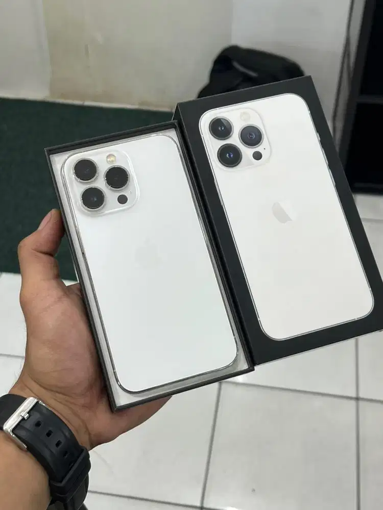 Iphone 13 pro 256GB inter 79% lengkap dus ori full originalll.