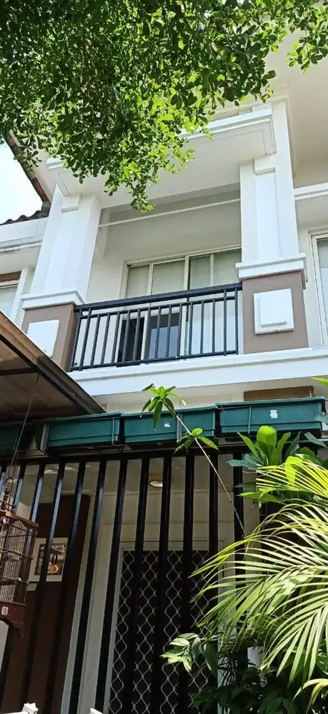 Rumah Terawat Siap Huni