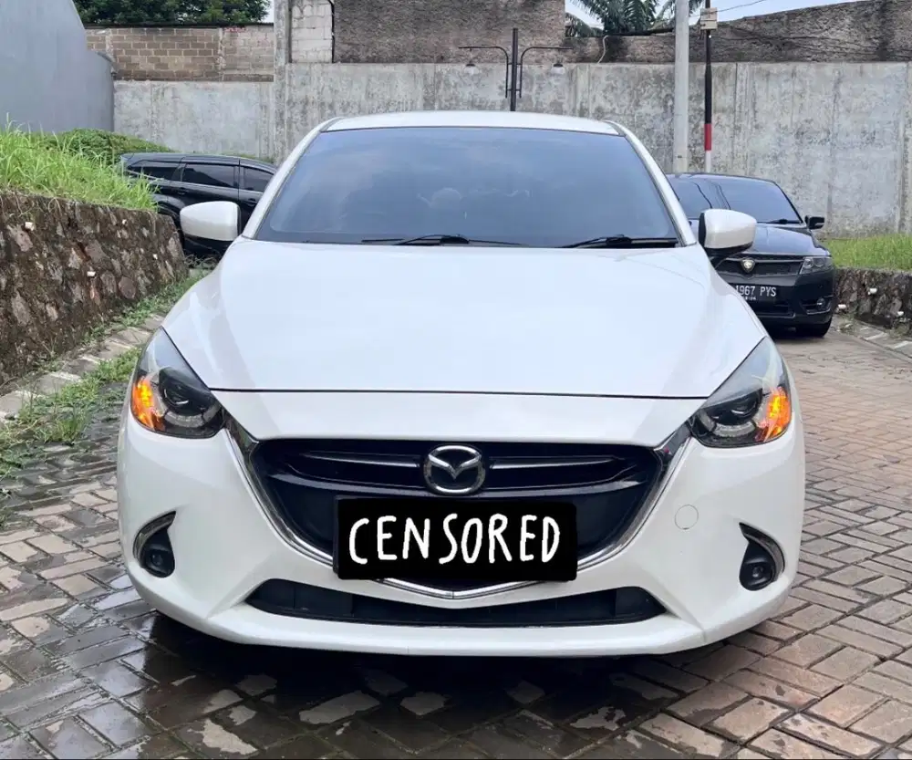 Mazda 2 R Skyactive Hatchback 2017