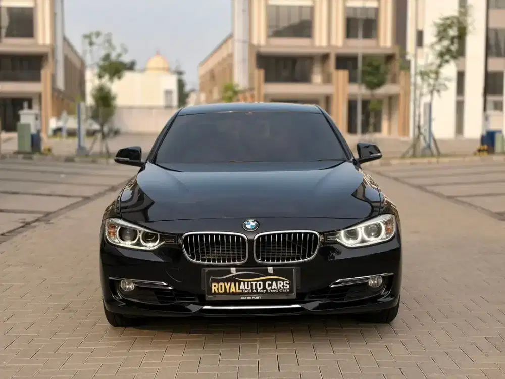 BMW 320i Luxury F30 A/T 2016
