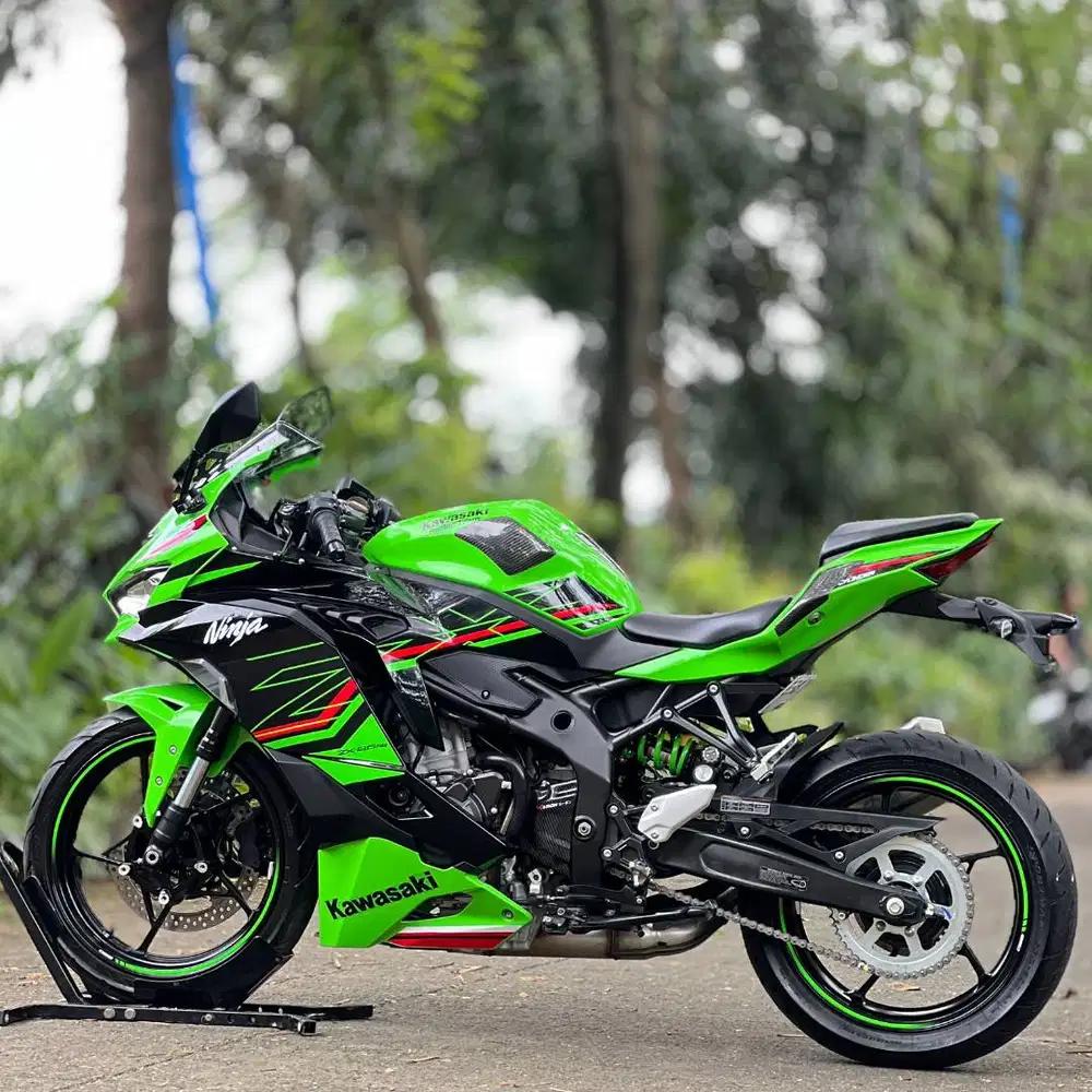 KAWASAKI ZX25RR ABS QS KRT 2023 HIJAU KM 1K PAJAK HIDUP FULL MULUS