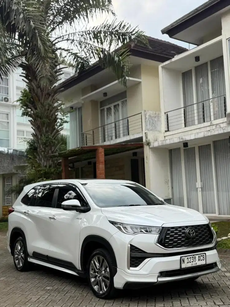 TOYOTA INNOVA ZENIX 2.0 Q HYBRID TSS MODELLISTA 2023