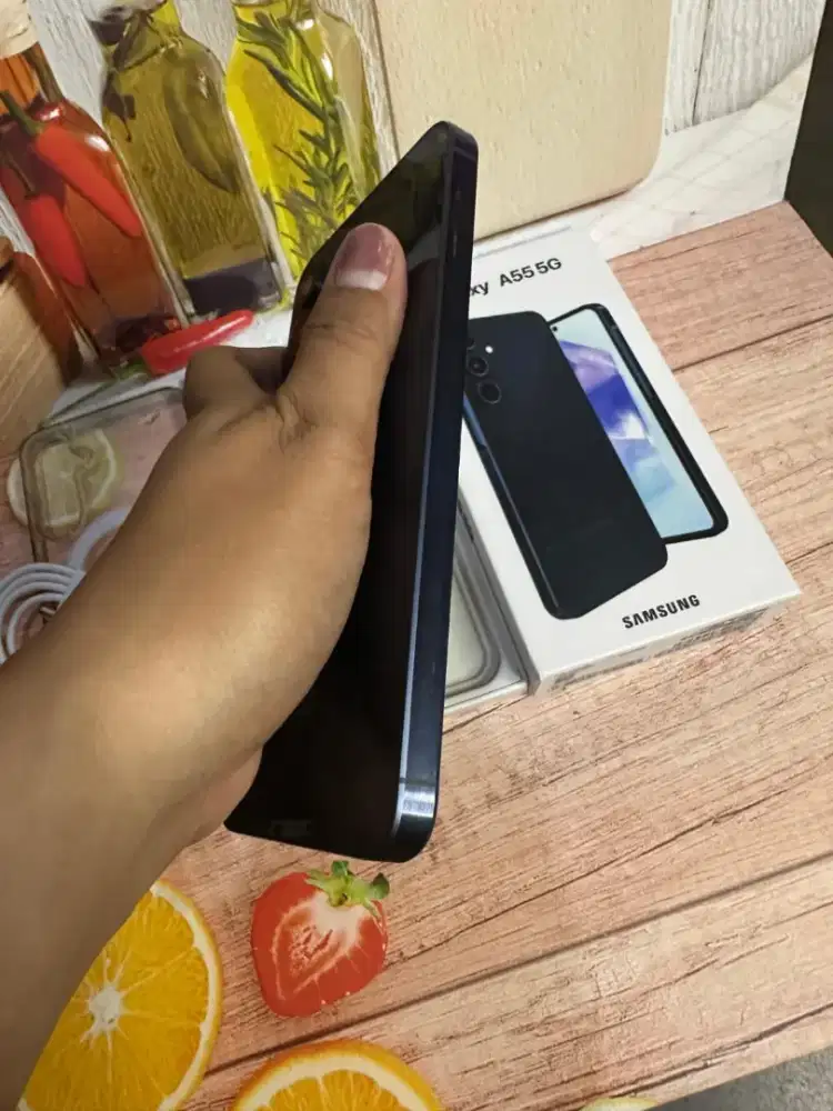 Jual hp likenew samsung A55 5G 8/256 istimewa grns resmi  free ADAPTOR