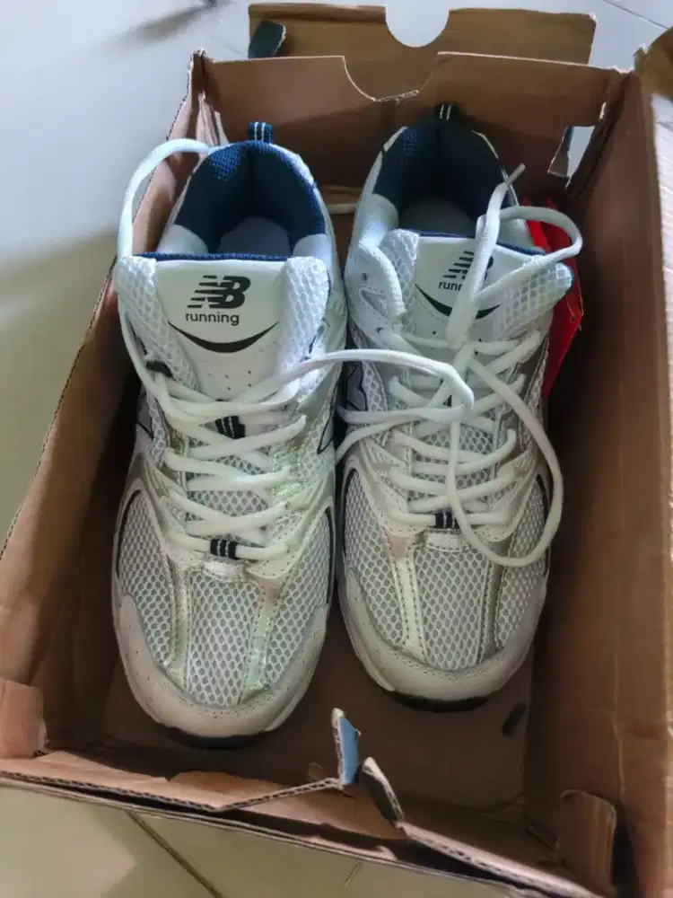 SEPATU SANTAI PRIA