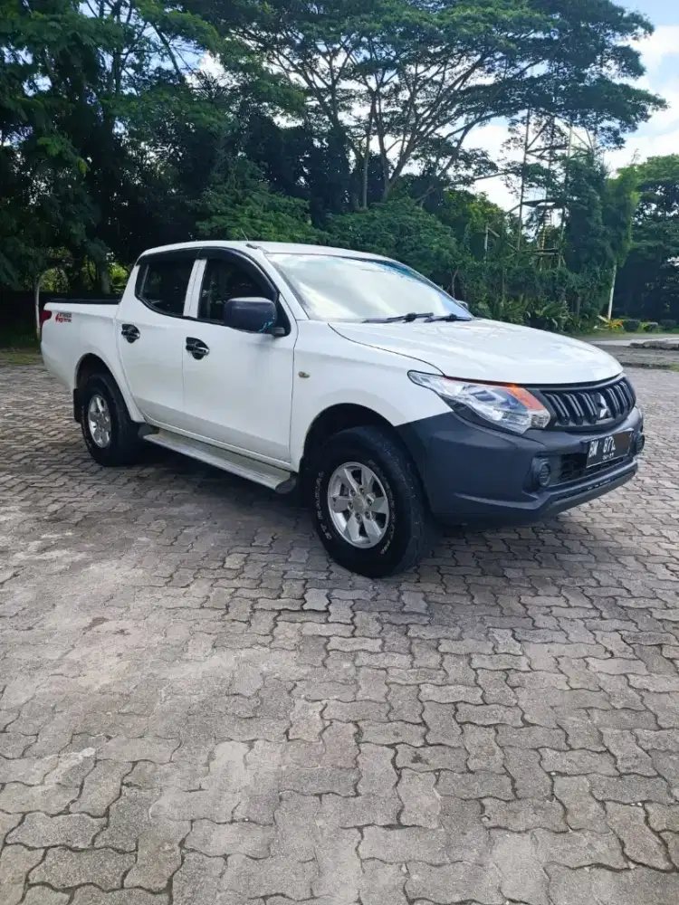 Mobil Triton Double Cabin 4x4
Type HDX
Tahun 2017