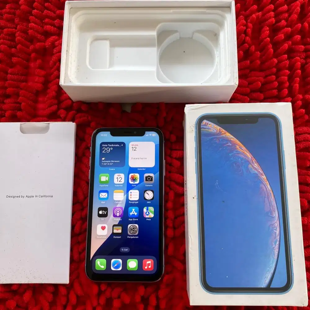 Iphone Xr 64GB Lengkap Sinyal all Operator