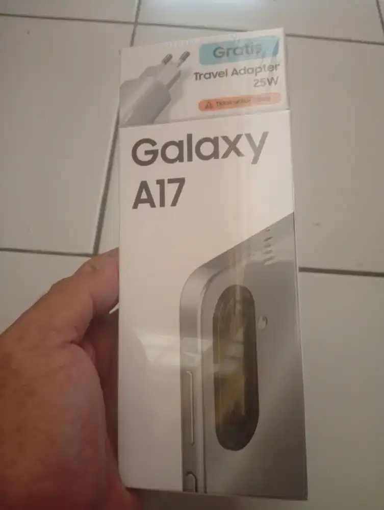 Samsung A17 ram 8/128..