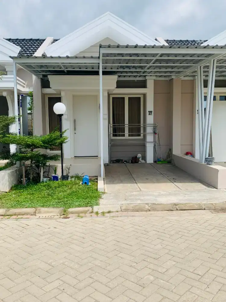 Di Kontrakan/tahun