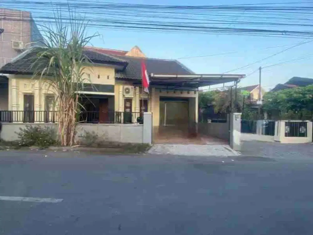Rumah Strategis Pinggir Jalan Area Nologaten Dekat AMPLAZ, AMPTA, ATMAJAYA