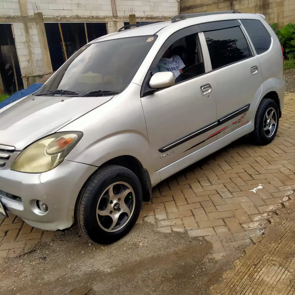 Daihatsu Xenia Xi 1300cc manual