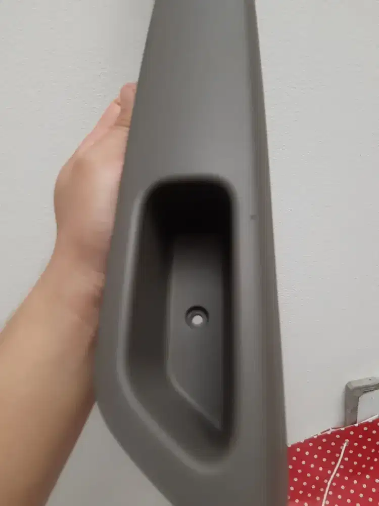 Handle Tangan . Dudukan tangan pintu. Handle pintu tenggah kiri innova