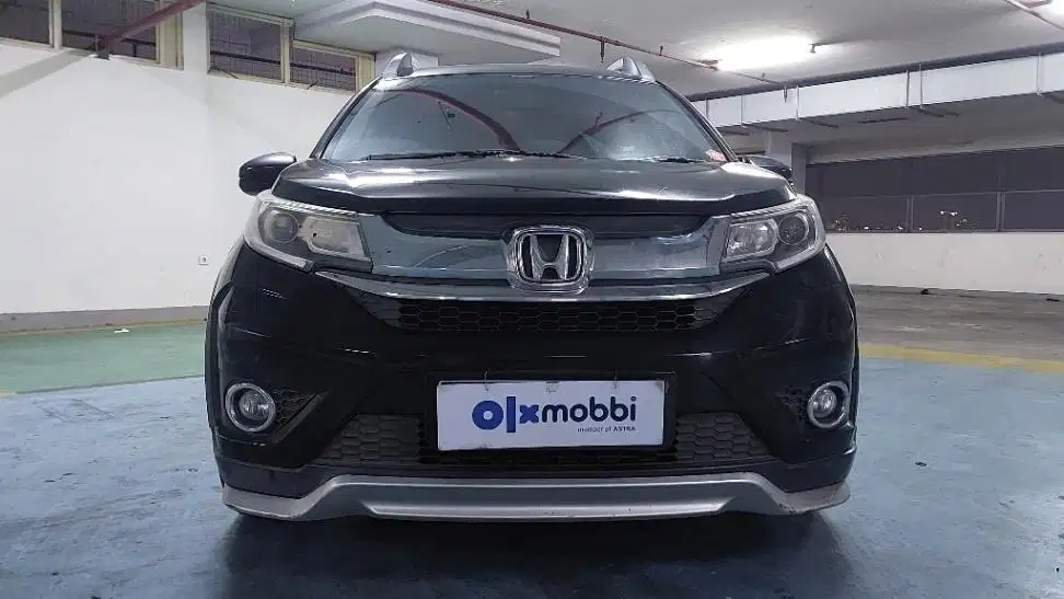 TDP 8,JT, Honda BR-V 1.5 E Prestige Bensin-AT Hitam 2016