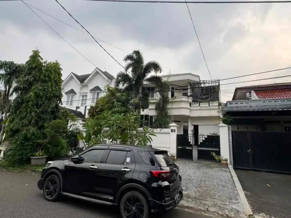 Di jual Rumah pondok indah gedung hijau