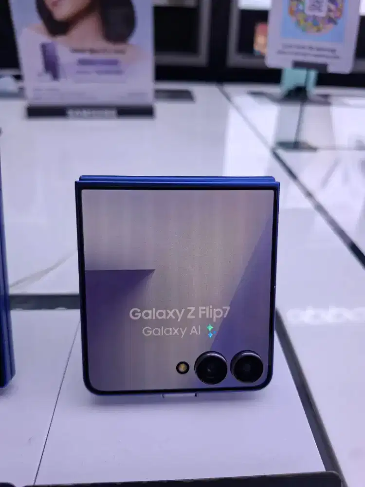 Samsung Galaxy Z Flip 7 Ram 12