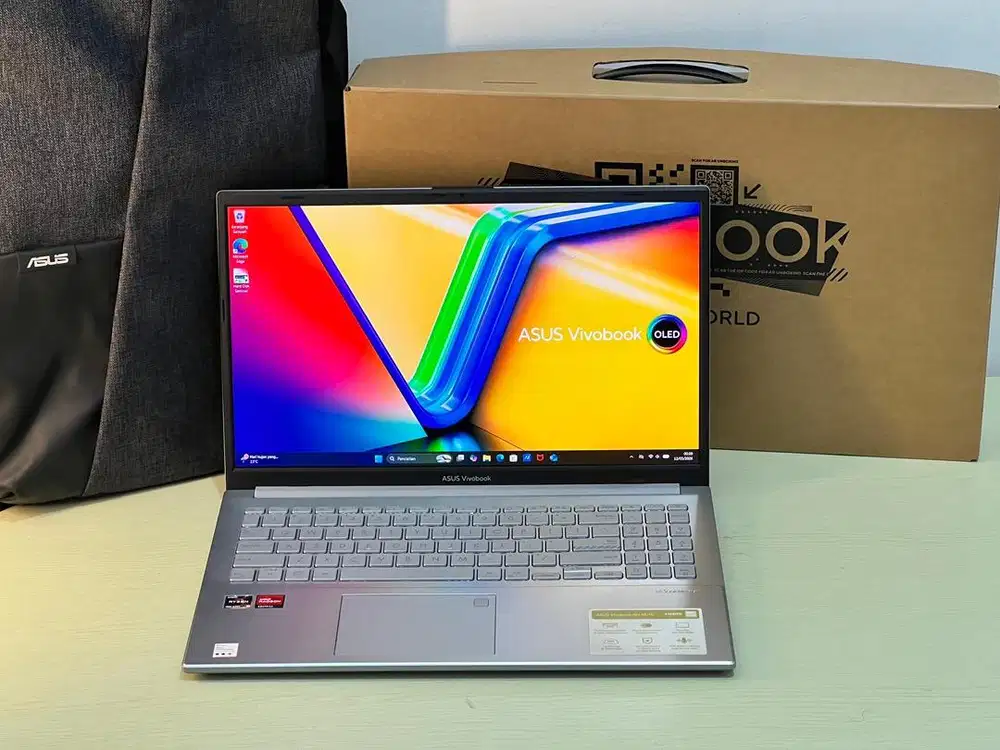 Asus VivoBook Go 15 E1504FA OLED R5-7520U RAM 16 SSD 512 Garansi Resmi
