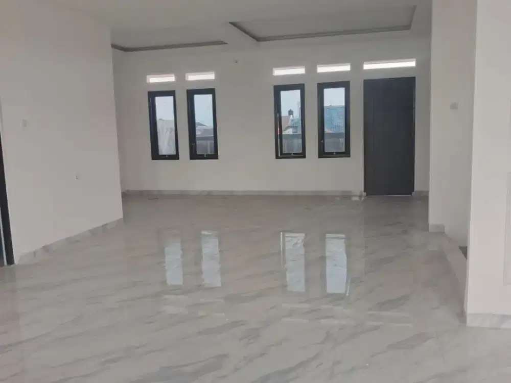 DIJUAL RUMAH BARU DI MARTANEGARA BANDUNG ADA KOLAM RENANG