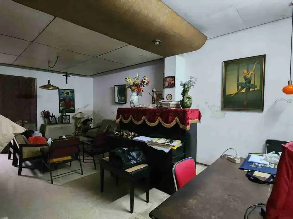 Rumah Hitung Tanah Dijual di Jl Majapahit Darmo Surabaya Pusat