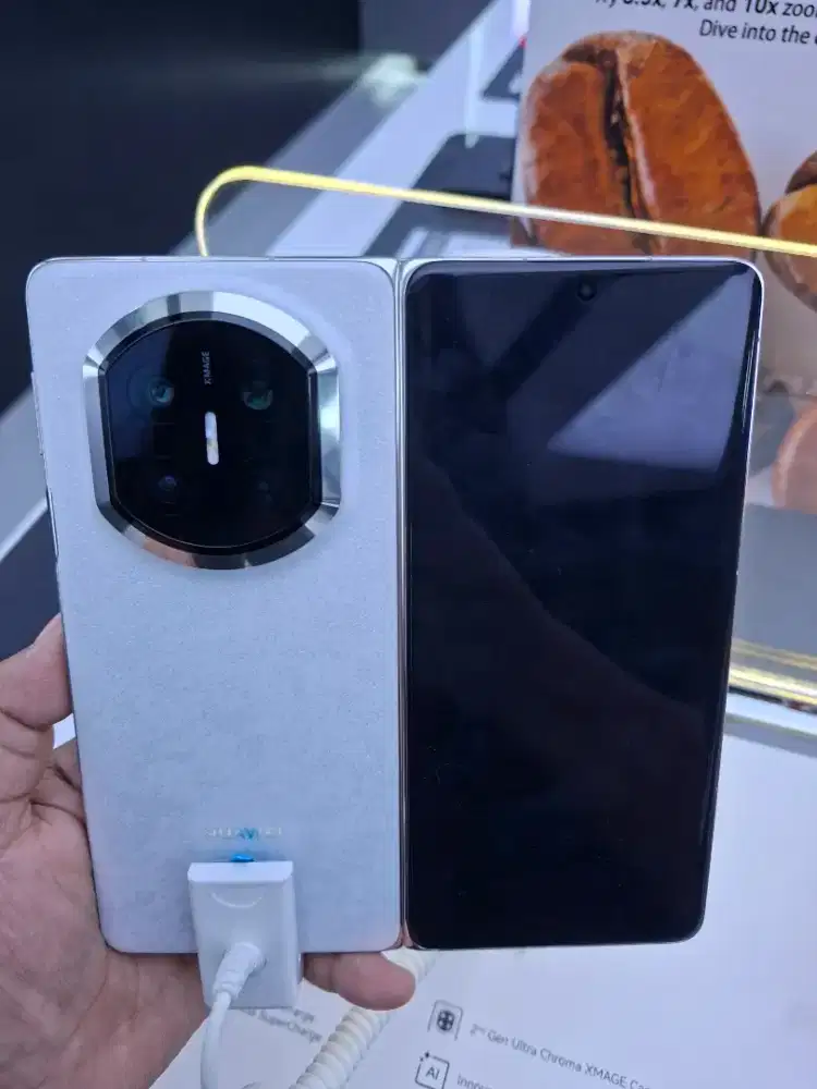 Huawei Mate X7 Ultra Durable Crystal